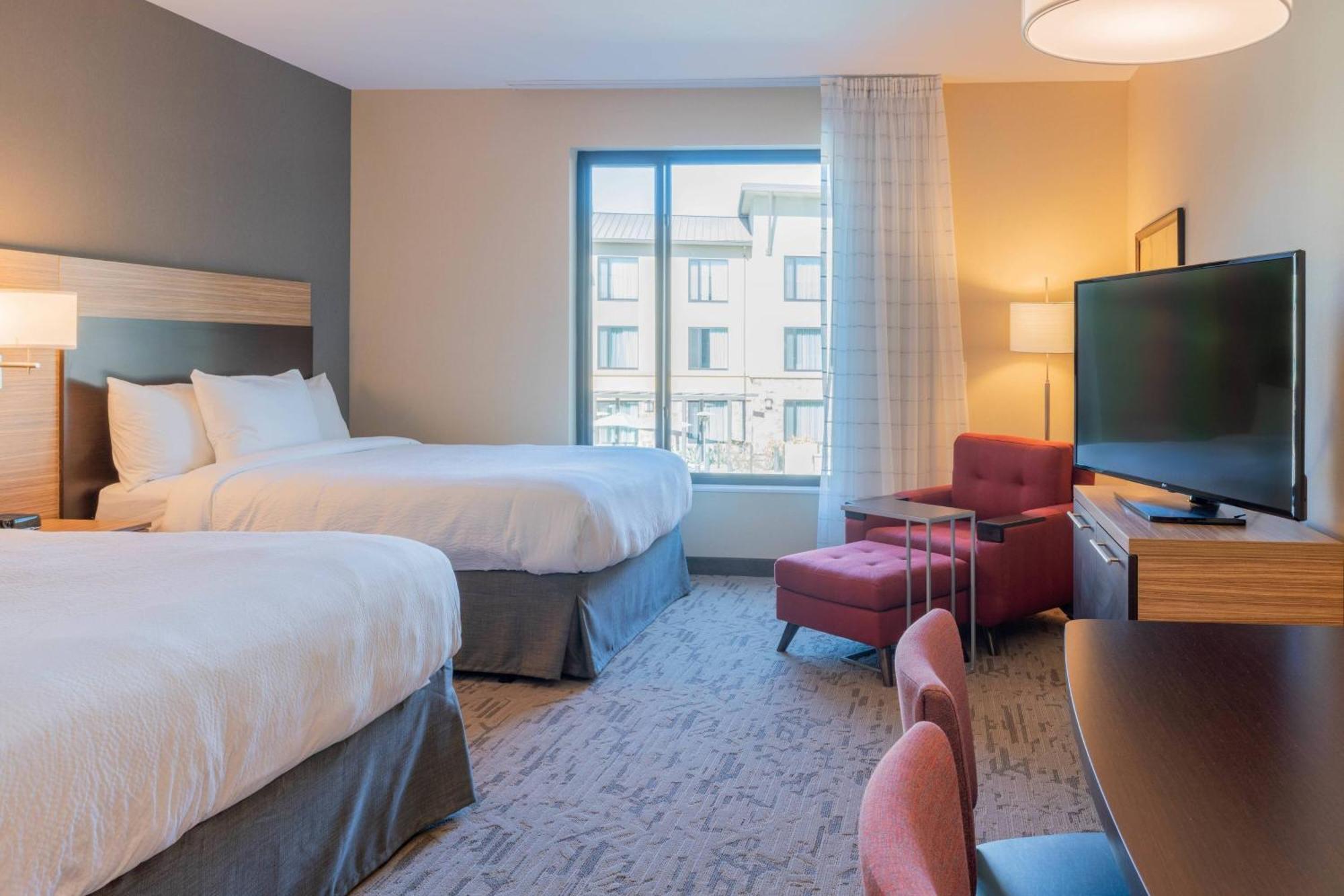 Towneplace Suites By Marriott Thousand Oaks Agoura Hills Exterior photo